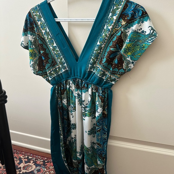 Tunic - Picture 2 of 3